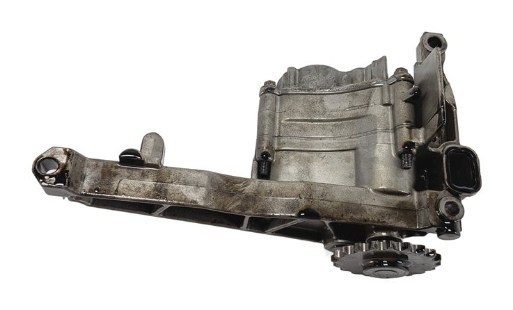 Thumbnail 4: 2011 MERCEDES E350 (W212) 3.0L OM642 DIESEL ENGINE MOTOR OIL FLUID PUMP