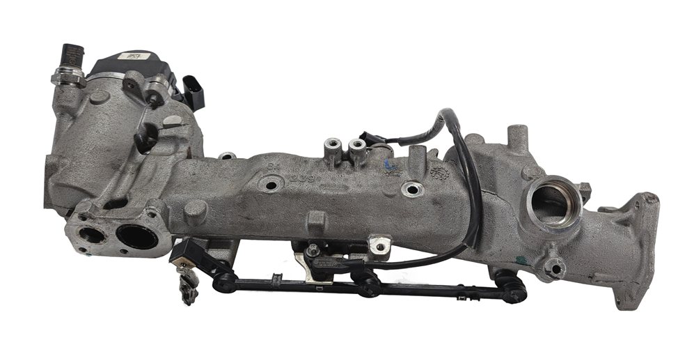 Thumbnail 2: 11-13 MERCEDES E350 (W212) 3.0L OM642 DIESEL LEFT DRIVER ENGINE INTAKE MANIFOLD