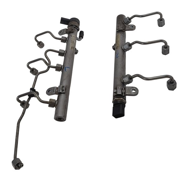 2011 MERCEDES E350 (W212) OM642 DIESEL FUEL RAIL SET/2 w/LINES PRESSURE SENSOR