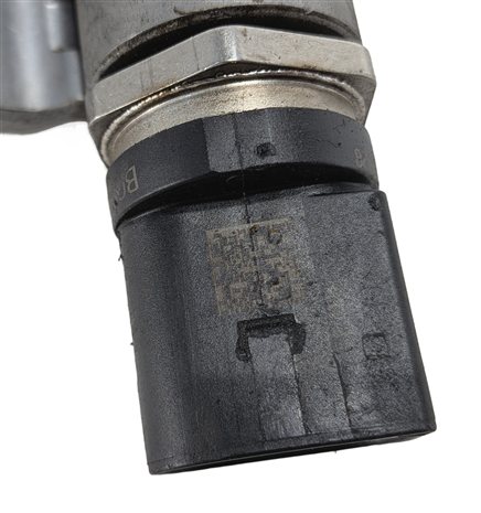 Thumbnail 5: 2011 MERCEDES E350 (W212) OM642 DIESEL FUEL RAIL SET/2 w/LINES PRESSURE SENSOR