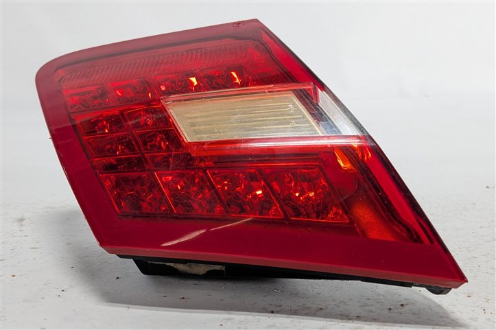 Thumbnail 3: 10-13 MERCEDES E-CLASS (W212) SEDAN LEFT REAR INNER TRUNK TAILLIGHT LIGHT LAMP