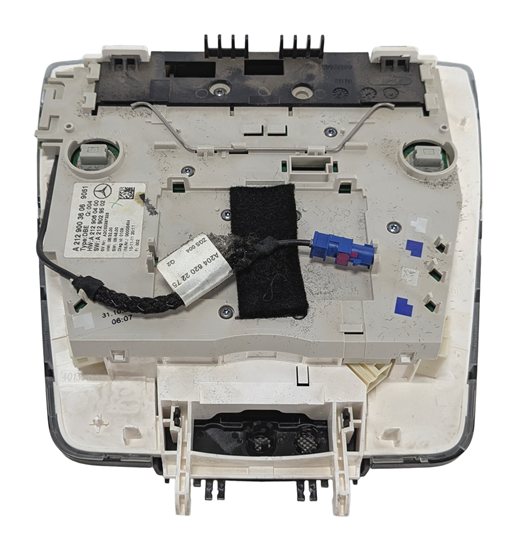 Thumbnail 4: 2010-2013 MERCEDES E350 E550 (W212) OVERHEAD CONSOLE DOME LIGHT SUNROOF (Beige)