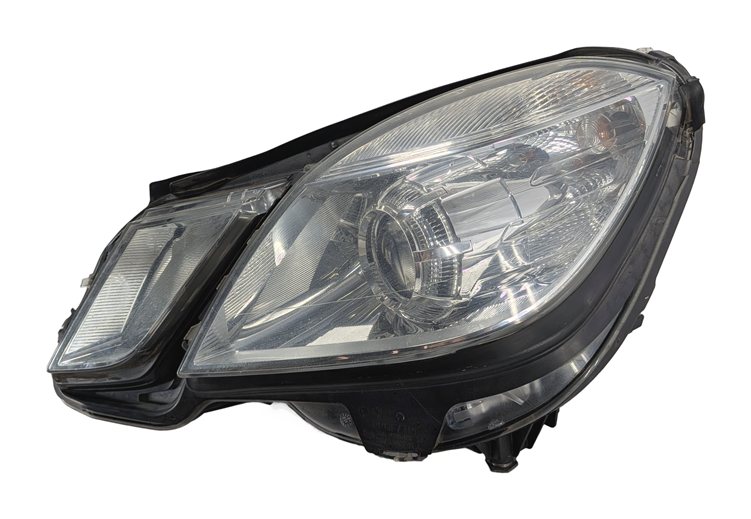 2010-2013 MERCEDES E300 E350 E400 E550 (W212) LEFT DRIVER HALOGEN HEADLIGHT LAMP