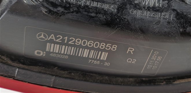 Thumbnail 7: 10-13 MERCEDES E-CLASS (W212) SEDAN RIGHT PASSENGER TAILLIGHT BRAKE LIGHT LAMP