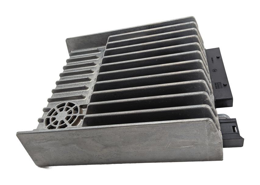 08-13 MERCEDES C300 C350 C63 E350 E550 E63 GLK3450 CLS550 HARMAN AUDIO AMPLIFIER