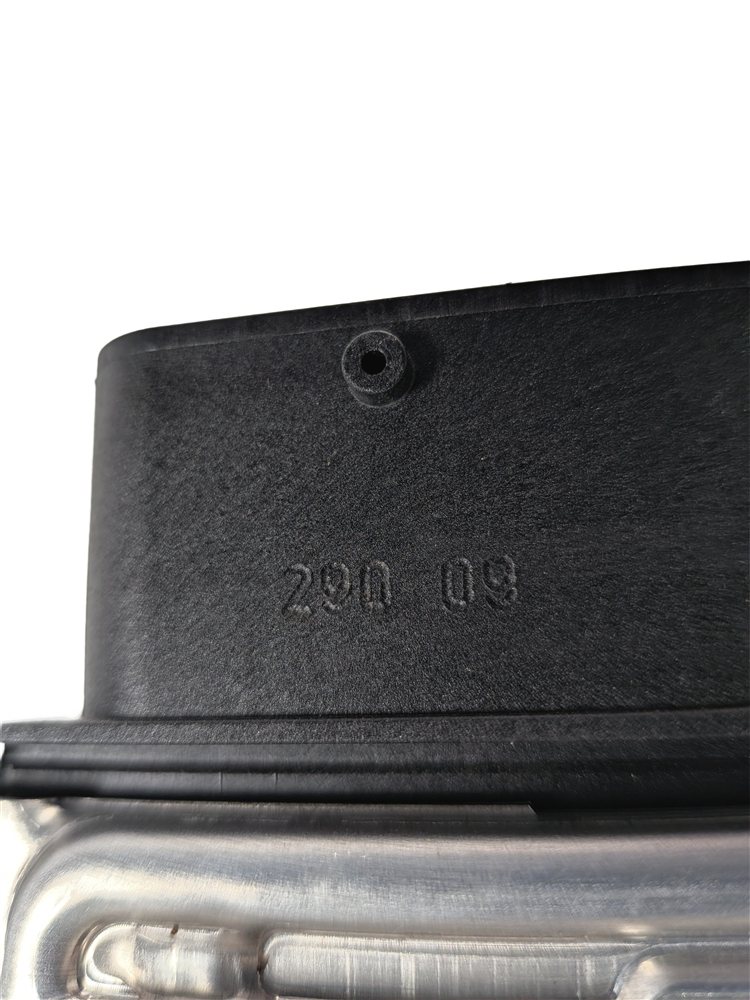 Thumbnail 7: 2011 MERCEDES E350 (W212) BLUETEC DIESEL DEF SCR ADBLUE EMISSIONS CONTROL MODULE