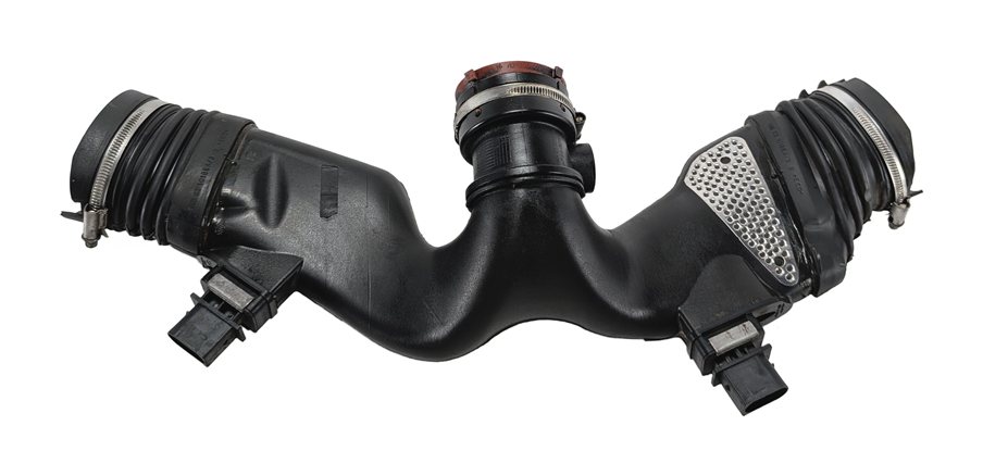 Thumbnail 4: 2011 MERCEDES E350 (W212) 3.0L (OM642) ENGINE MASS AIR FLOW MAF SENSOR DUCT TUBE