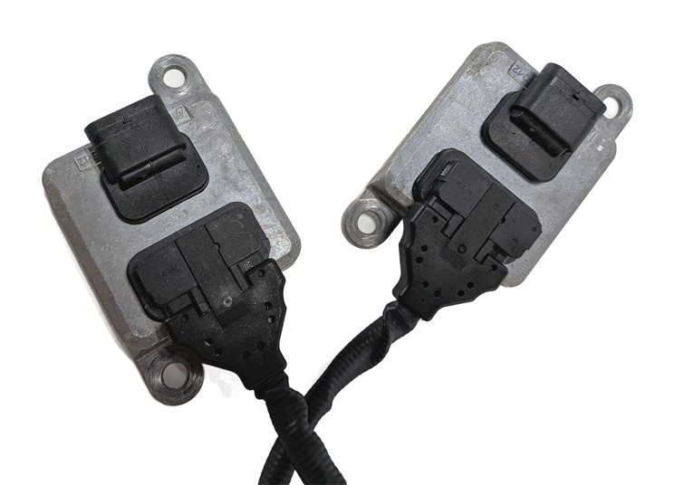 Thumbnail 5: 2011 MERCEDES E350 (W212) 3.0L (OM642) DIESEL NOX SENSOR CONTROL MODULE SET/2