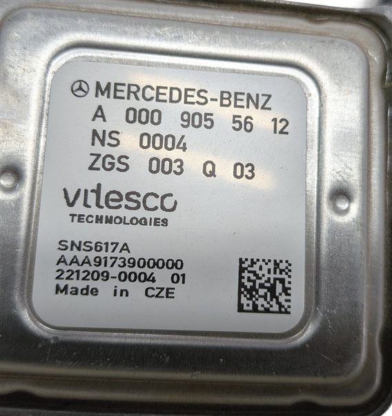 Thumbnail 8: 2011 MERCEDES E350 (W212) 3.0L (OM642) DIESEL NOX SENSOR CONTROL MODULE SET/2