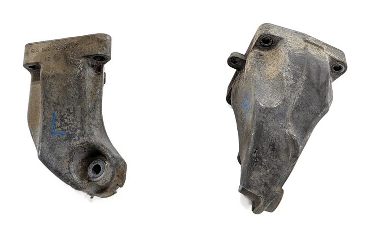 Thumbnail 4: 2011 MERCEDES E350 (W212) 3.0L OM642 ENGINE MOTOR MOUNT BRACKET LEFT/RIGHT SET/2