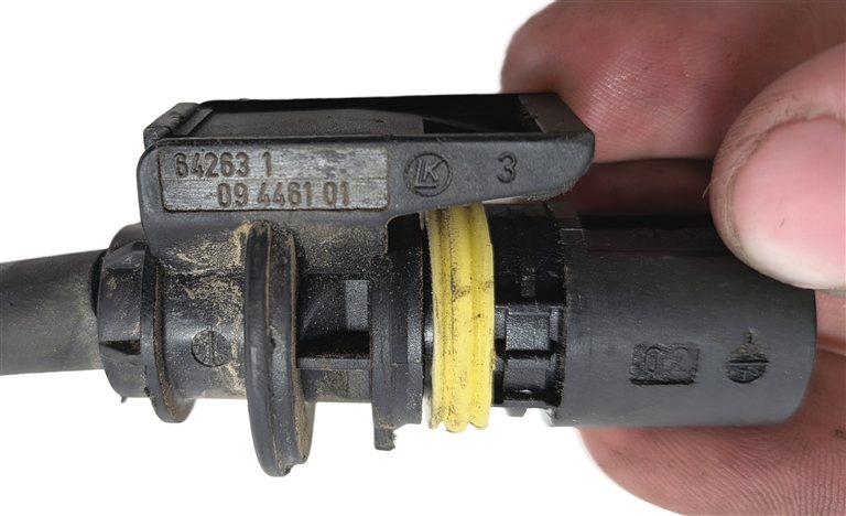 Thumbnail 8: 2011 MERCEDES E350 (W212) 3.0L BATTERY ALTERNATOR STARTER CABLE WIRE TERMINAL