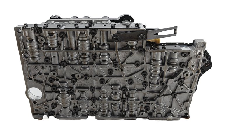 Thumbnail 4: 2011 MERCEDES E350 (W212) RWD AUTOMATIC TRANSMISSION VALVE BODY CONDUCTOR PLATE