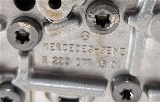 Thumbnail 7: 2011 MERCEDES E350 (W212) RWD AUTOMATIC TRANSMISSION VALVE BODY CONDUCTOR PLATE