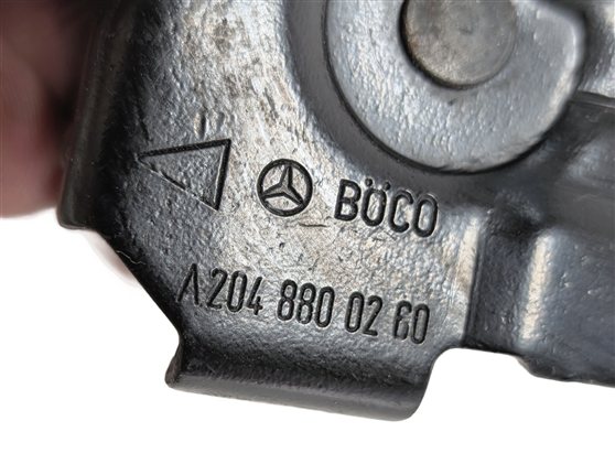 Thumbnail 7: 2011 MERCEDES E350 (W212) FRONT HOOD LID LOCK LATCH CATCH SET/2
