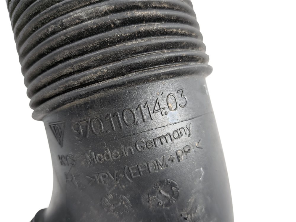 Thumbnail 5: 2016 PORSCHE PANAMERA 3.6L M46.20 ENGINE AIR INTAKE HOSE DUCT Y DISTRIBUTOR
