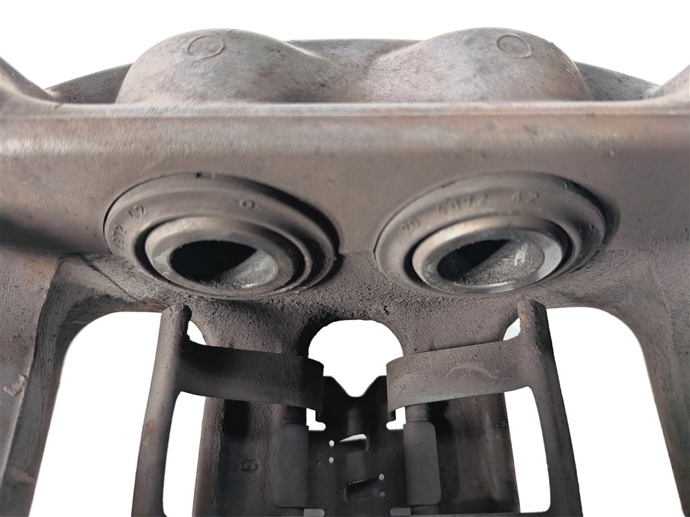 Thumbnail 6: 14-16 PORSCHE PANAMERA (970) REAR LEFT BRAKE CALIPER