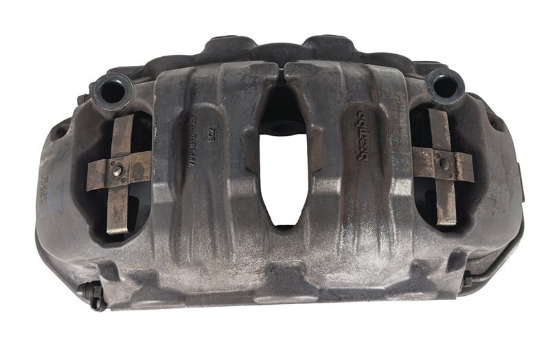 Thumbnail 3: 14-16 PORSCHE PANAMERA (970) FRONT RIGHT BRAKE CALIPER