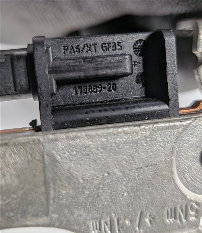 Thumbnail 6: 2013 AUDI A7 (C7 4G8) 3.0L NEGATIVE GROUND BATTERY CABLE w/ CURRENT SENSOR IBS