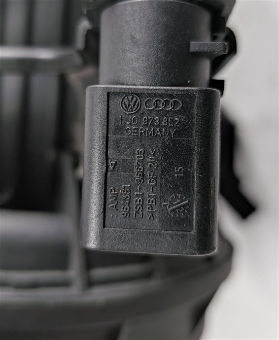 Thumbnail 5: 2013 AUDI A7 (C7 4G8) 3.0L (CTUA) ENGINE SECONDARY AIR INJECTION SMOG PUMP