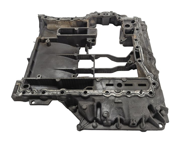 Thumbnail 4: 2013 AUDI A7 (C7 4G8) 3.0L SUPER (CTUA) ENGINE MOTOR UPPER OIL FLUID PAN