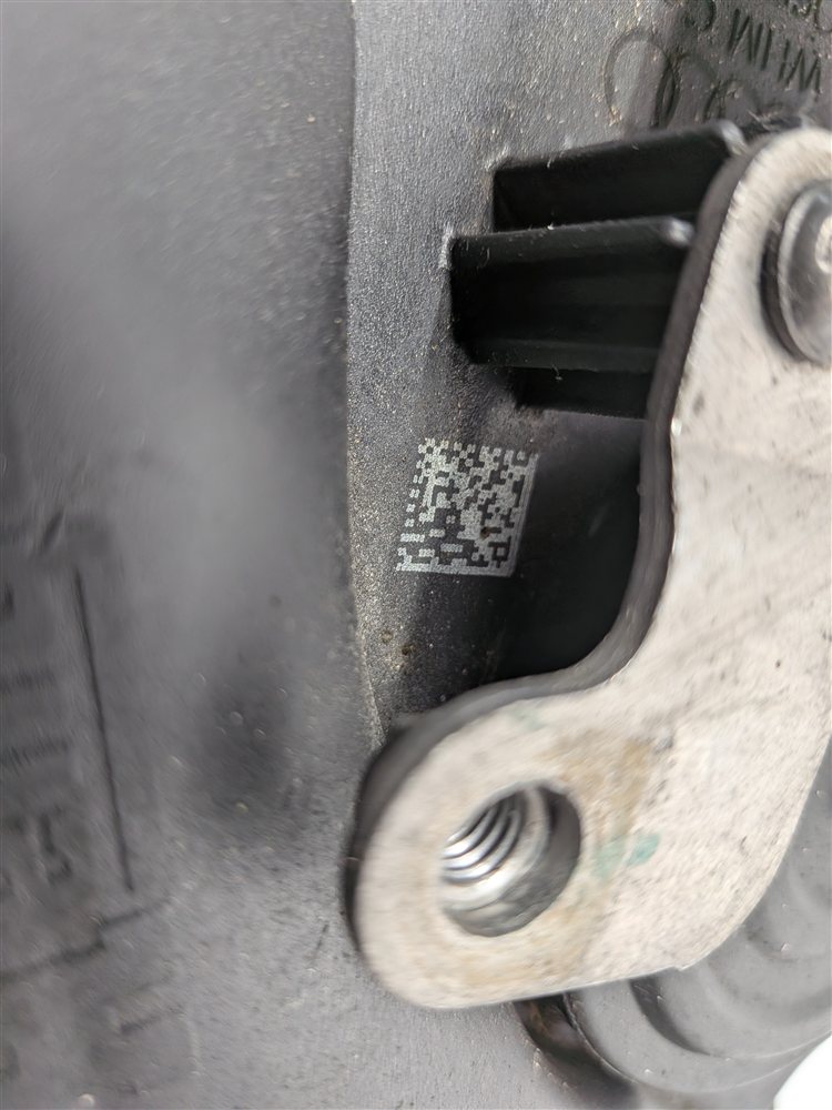 Thumbnail 5: 2013 AUDI A7 (C7 4G8) 3.0L SUPER CTUA ENGINE CRANKCASE VENTILATION OIL SEPARATOR