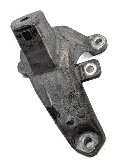 2013 AUDI A7 (C7 4G8) 3.0L SUPER (CTUA) ENGINE MOTOR MOUNT SUPPORT BRACKET