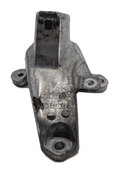Thumbnail 2: 2013 AUDI A7 (C7 4G8) 3.0L SUPER (CTUA) ENGINE MOTOR MOUNT SUPPORT BRACKET