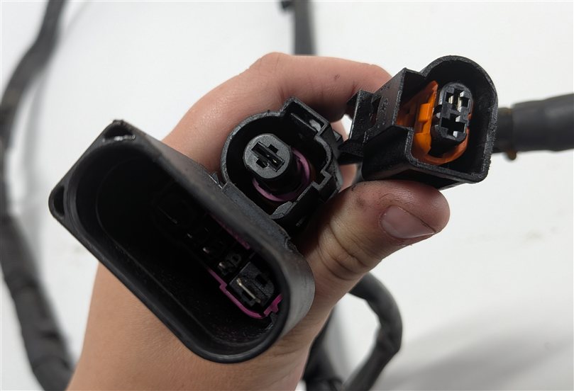 Thumbnail 4: 2013 AUDI A7 (C7 4G8) 3.0L POSITIVE BATTERY CABLE w/ ALTERNATOR STARTER WIRING