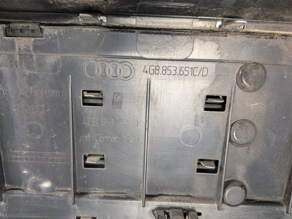 Thumbnail 8: 12-15 AUDI A7 (C7 4G8) FRONT CENTER GRILLE NON S-LINE w/ ACC PARK ASSIST BLACK