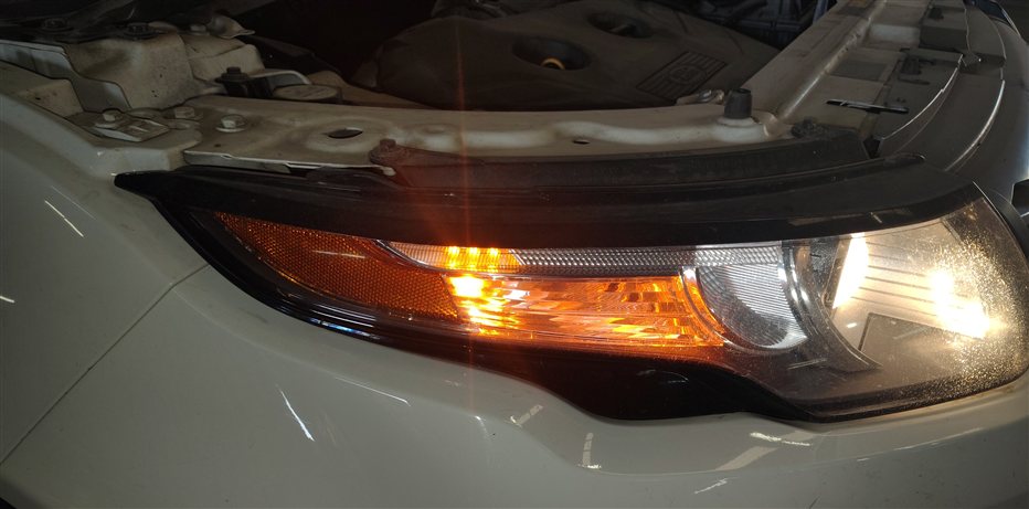 Thumbnail 2: 12-15 LANDROVER EVOQUE (L538) FRONT RIGHT PASSENGER HALOGEN HEADLIGHT LIGHT LAMP