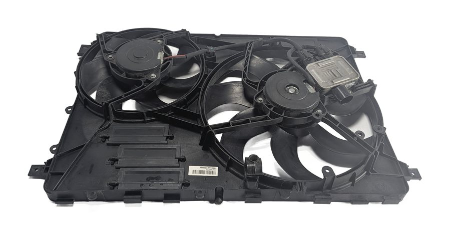 Thumbnail 3: 12-17 LR2 DISCOVERY SPORT RANGE ROVER EVOQUE L550 RADIATOR COOLING FAN & SHROUD