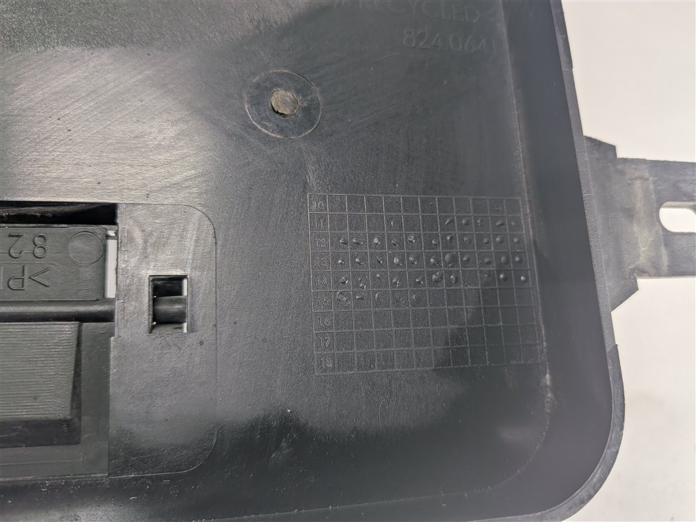 Thumbnail 7: 12-17 LR2 DISCOVERY SPORT RANGE ROVER EVOQUE L550 RADIATOR COOLING FAN & SHROUD