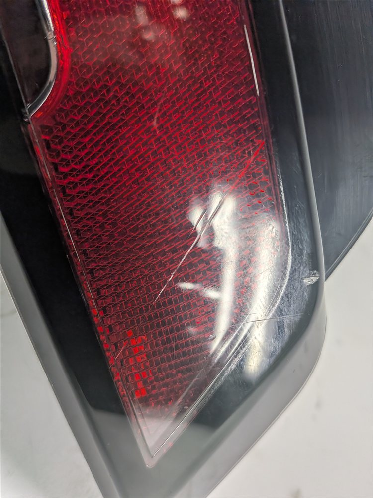 Thumbnail 9: 2012-2015 RANGE ROVER EVOQUE (L538) LEFT DRIVER TAILLIGHT BRAKE LIGHT LAMP