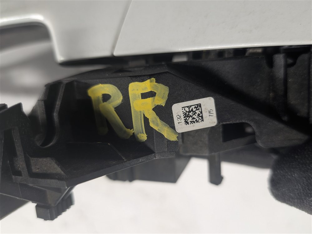 Thumbnail 5: 12-17 RANGE ROVER EVOQUE L494 L405 L538 REAR RIGHT PASSIVE DOOR HANDLE (White)
