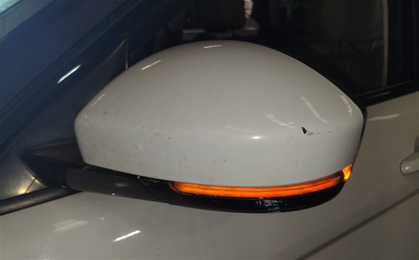 Thumbnail 2: 2014-2019 RANGE ROVER EVOQUE (L538) LEFT P-FOLD HEATED DOOR MIRROR (White)