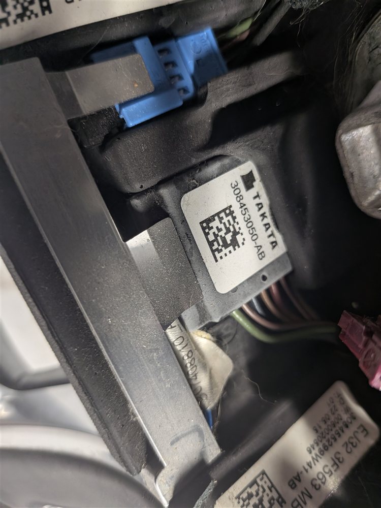 Thumbnail 6: 12-19 RANGE ROVER EVOQUE (L538) DRIVER HEATED SPORT STEERING w/ SWITCH BUTTONS