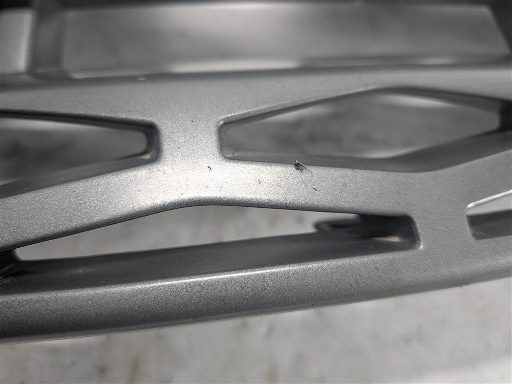 Thumbnail 8: 2013-2015 RANGE ROVER EVOQUE (L538) FRONT UPPER HOOD AIR VENT GRILLE TRIM