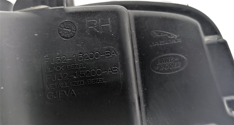 Thumbnail 7: 14-15 RANGE ROVER EVOQUE (L538) FRONT RIGHT LED DAYTIME RUNNING FOG LIGHT BLACK