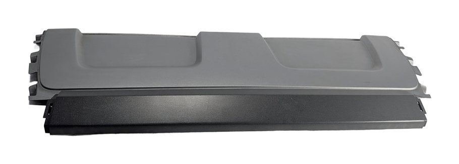 Thumbnail 2: 15 RANGE ROVER EVOQUE L538 REAR CENTER LOWER BUMPER VALANCE w/TRIM (White)