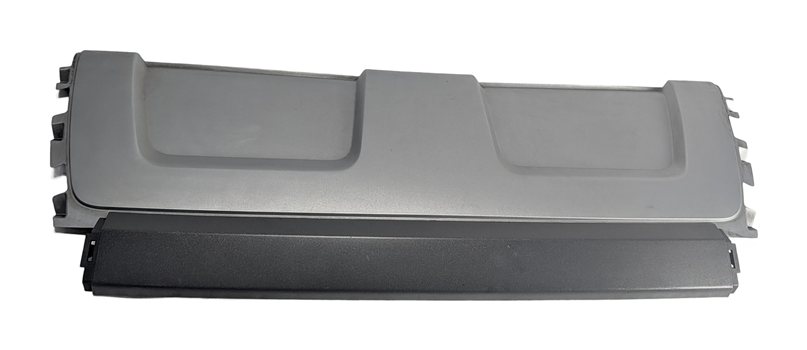 Thumbnail 3: 15 RANGE ROVER EVOQUE L538 REAR CENTER LOWER BUMPER VALANCE w/TRIM (White)