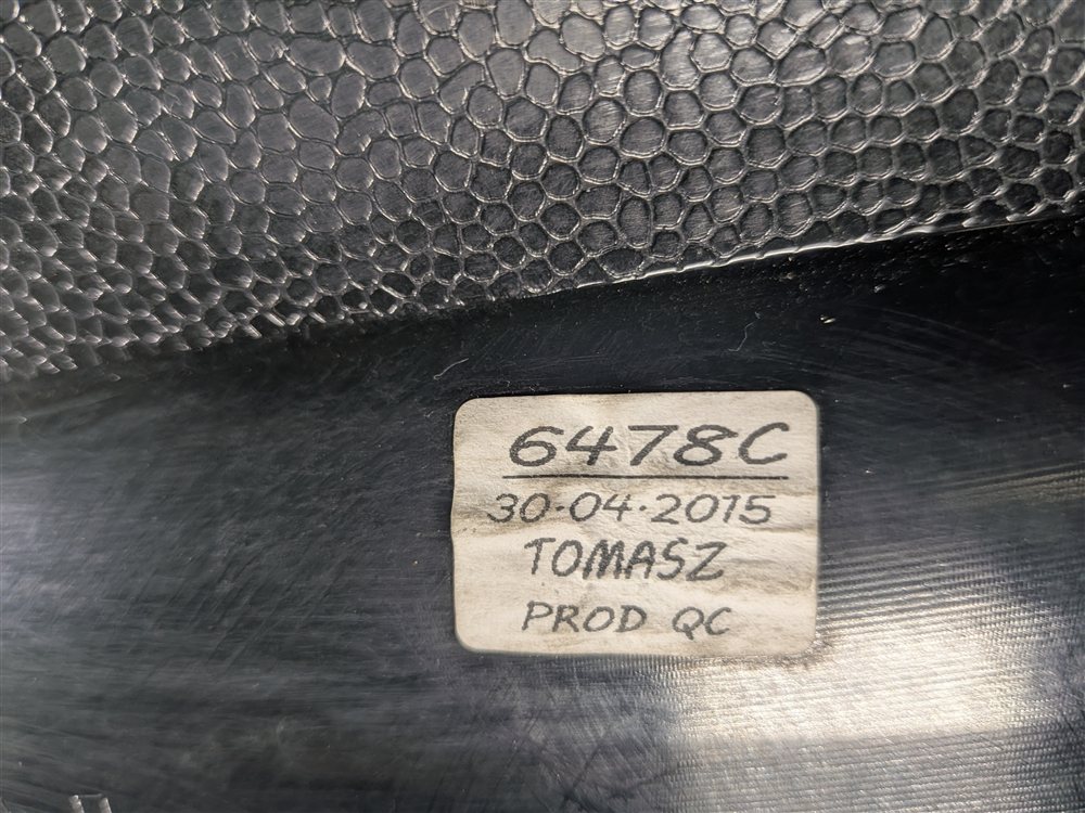 Thumbnail 5: 15 RANGE ROVER EVOQUE L538 REAR RIGHT D-PILLAR COVER TRIM MOULDING (GLOSS BLACK)