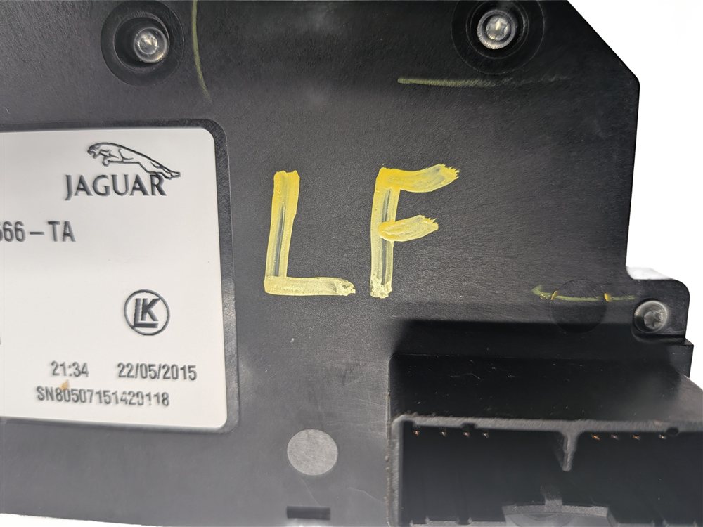 Thumbnail 6: 2015 RANGE ROVER EVOQUE (L538) FRONT LEFT DRIVER SEAT POSITION ADJUST SWITCH