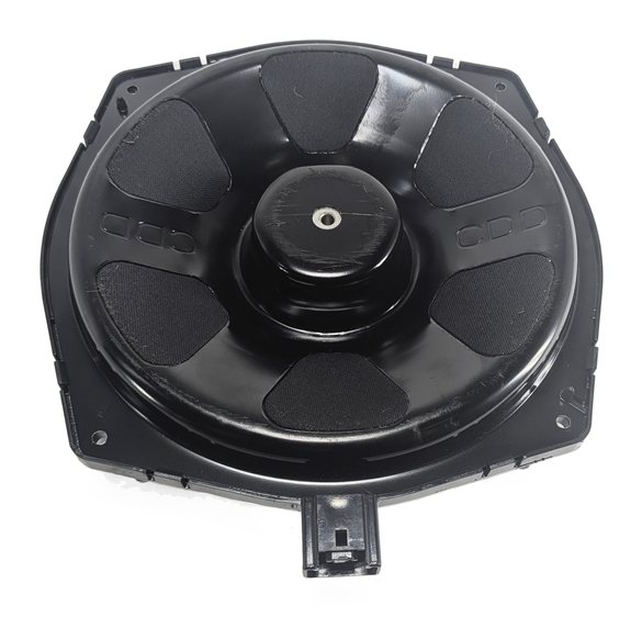 Thumbnail 3: 2015 RANGE ROVER EVOQUE (L538) REAR SUBWOOFER SPEAKER AUDIO SOUND