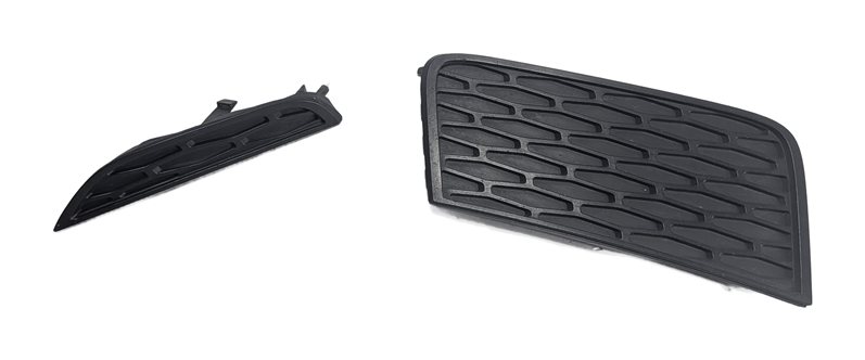 Thumbnail 2: 15 RANGE ROVER EVOQUE L538 FRONT RIGHT PASSENGER FOG LIGHT TRIM SET/2 (White)