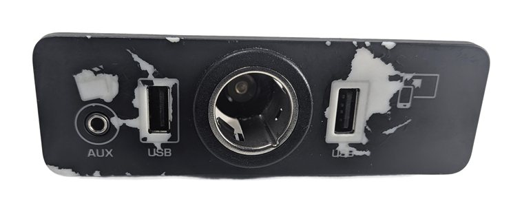 Thumbnail 2: 2015 RANGE ROVER EVOQUE (L538) AUX USB INPUT JACK 12V POWER SOCKET PANEL
