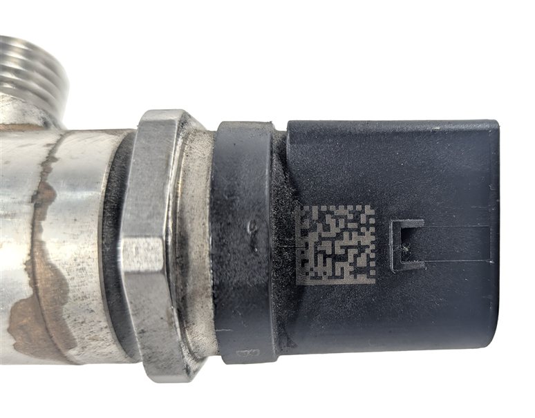Thumbnail 5: 15-16 BMW 228I XDRIVE (F22) 2.0L N26 FUEL INJECTION RAIL LINES PRESSURE SENSOR
