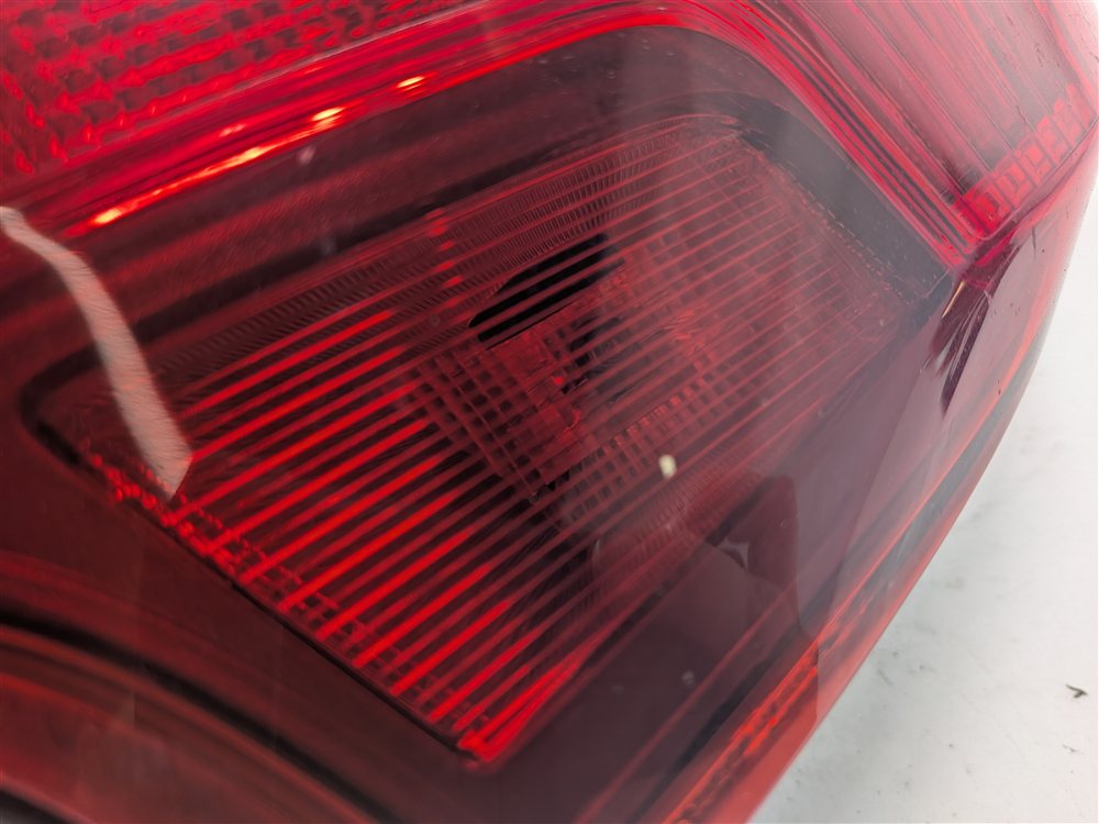 Thumbnail 13: 14-17 BMW 228I 230i M2 M235i M240i REAR LEFT OUTER TAIL LIGHT BRAKE LAMP (LED)
