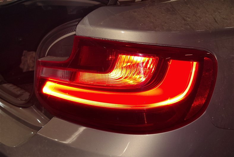 Thumbnail 2: 14-17 BMW 228I 230i M2 M235i M240i REAR RIGHT OUTER TAIL LIGHT BRAKE LAMP (LED)