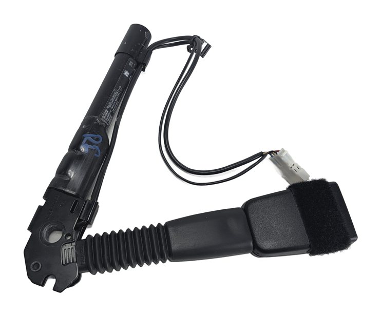 Thumbnail 4: 12-19 BMW 2 3 4 M3 (F22 F32 F33 F34 F36) FRONT RIGHT PASSENGER SEATBELT RECEIVER