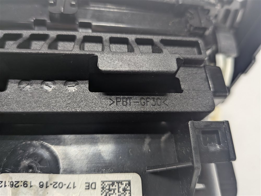 Thumbnail 7: 2016 BMW 228I (F22) CENTER DASH HEAT AIR AC VENT HAZARD DOOR LOCK SWITCH (Black)
